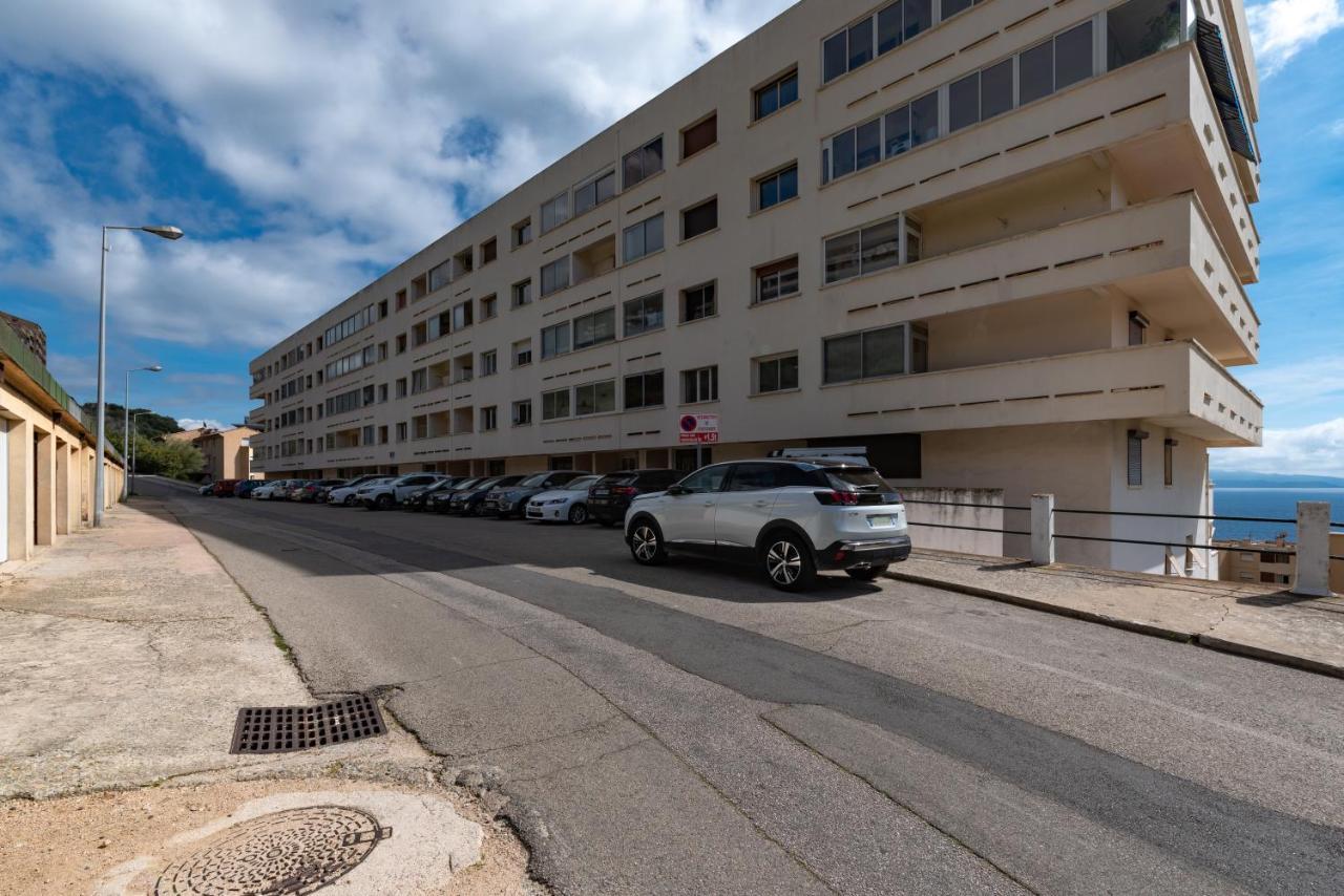 Magnifique Appartement Vue Mer, Spacieux Et Traversant 阿雅克肖 外观 照片