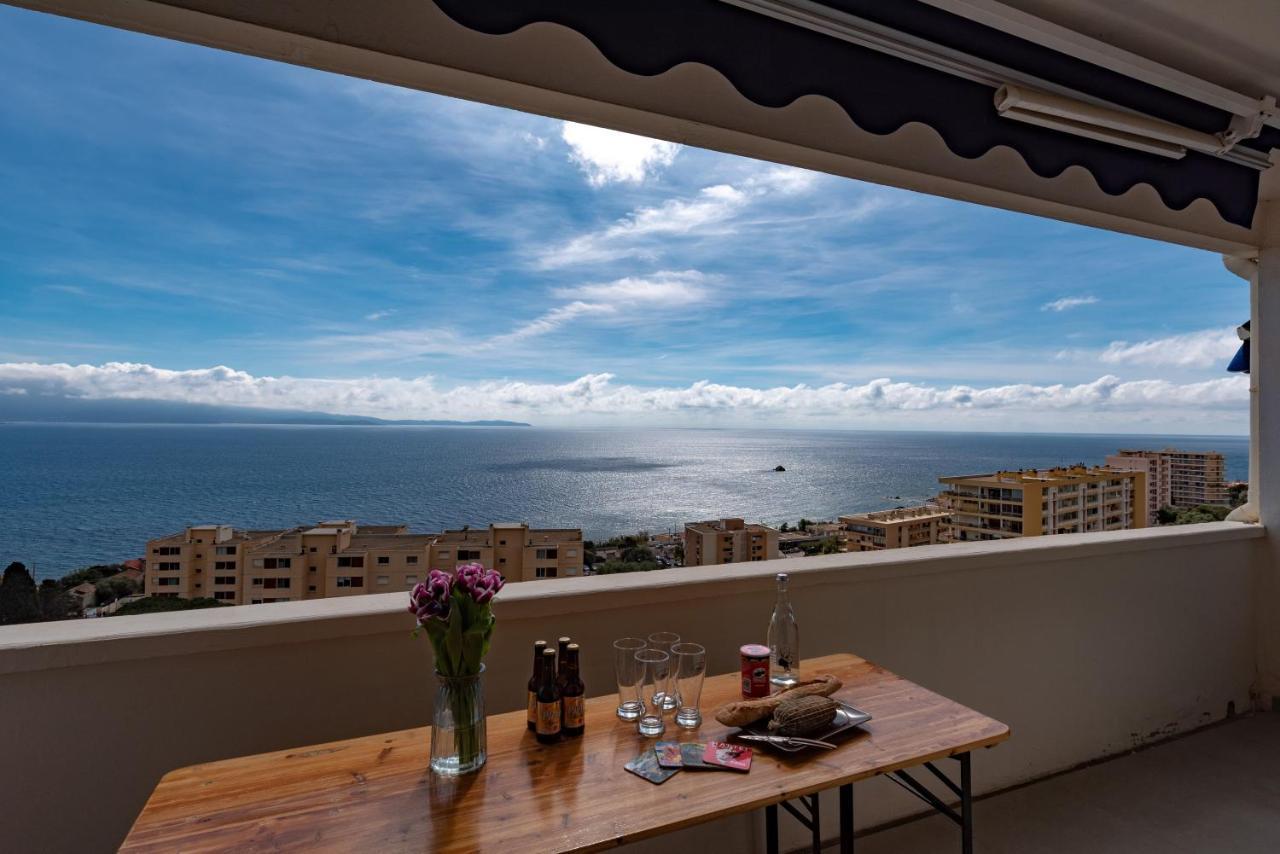 Magnifique Appartement Vue Mer, Spacieux Et Traversant 阿雅克肖 外观 照片