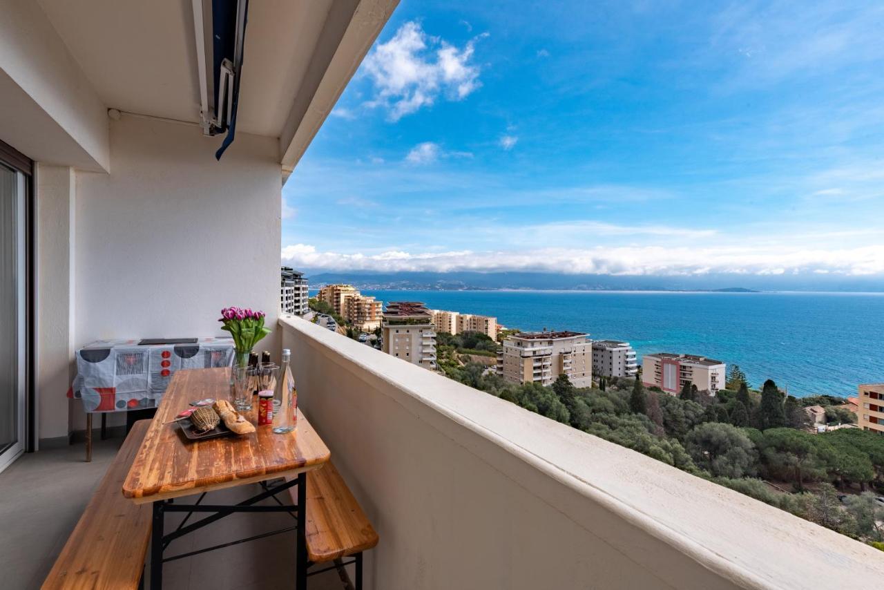 Magnifique Appartement Vue Mer, Spacieux Et Traversant 阿雅克肖 外观 照片